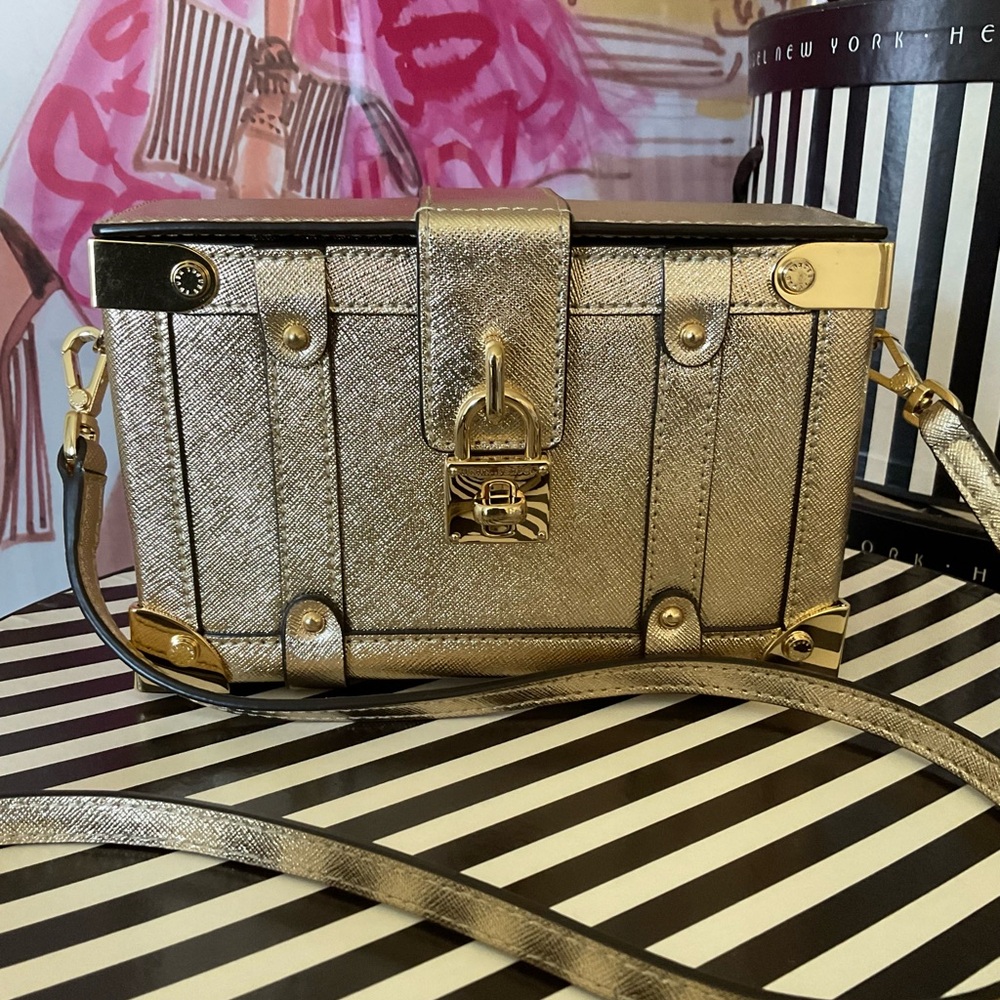 Like New Henri Bendel West 57th Mini Trunk Clutch